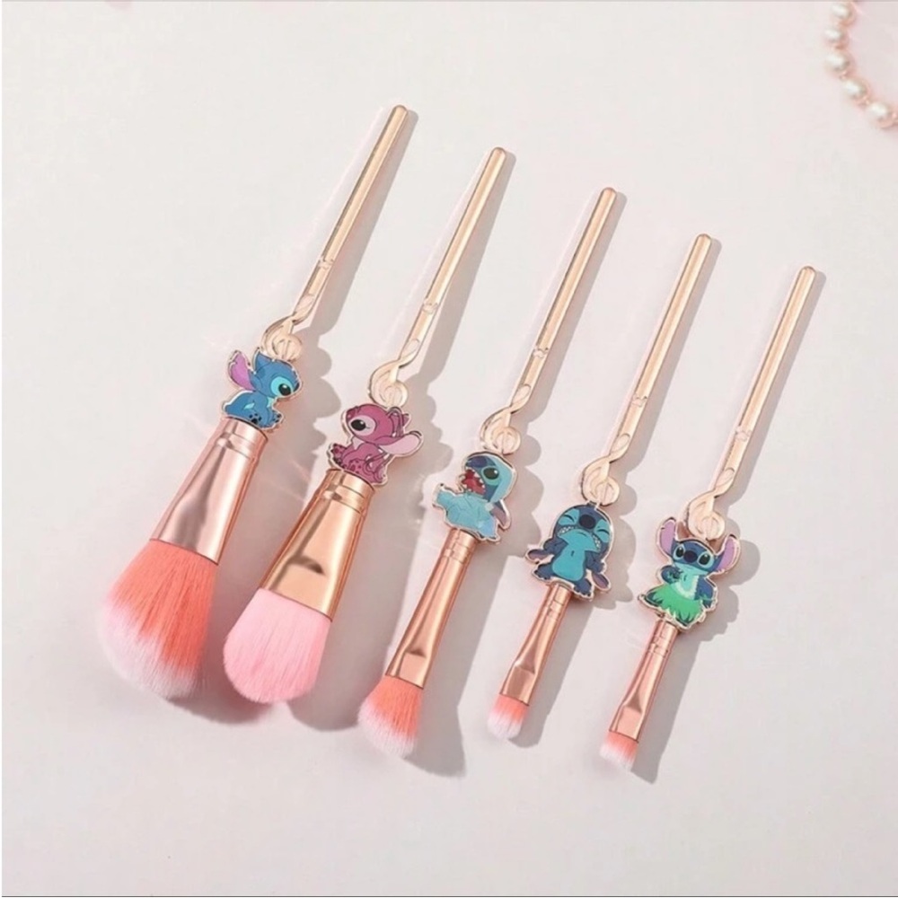 Disney’s Stitch Makeup Brush Set, Disney’s Lilo and Stitch Makeup Brushes